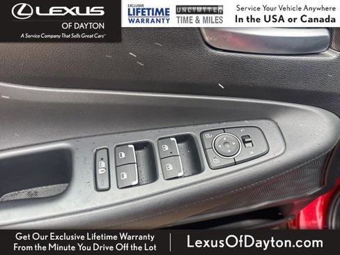 Used 2023 Hyundai Santa Fe SEL image 11