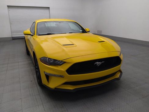 Used 2018 Ford Mustang Coupe w/ Equipment Group 101A RWD image 14