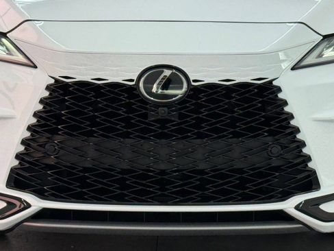 Used 2024 Lexus RX 500h F Sport w/ Convenience Package image 19