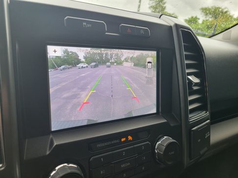 Used 2019 Ford F150 XLT w/ Equipment Group 302A Luxury AWD/4WD image 22
