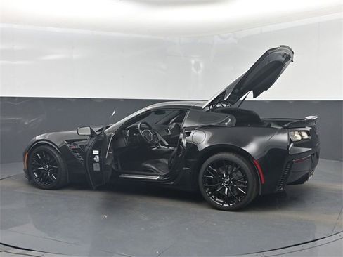 Used 2015 Chevrolet Corvette Z06 w/ 2LZ Preferred Equipment Group image 53