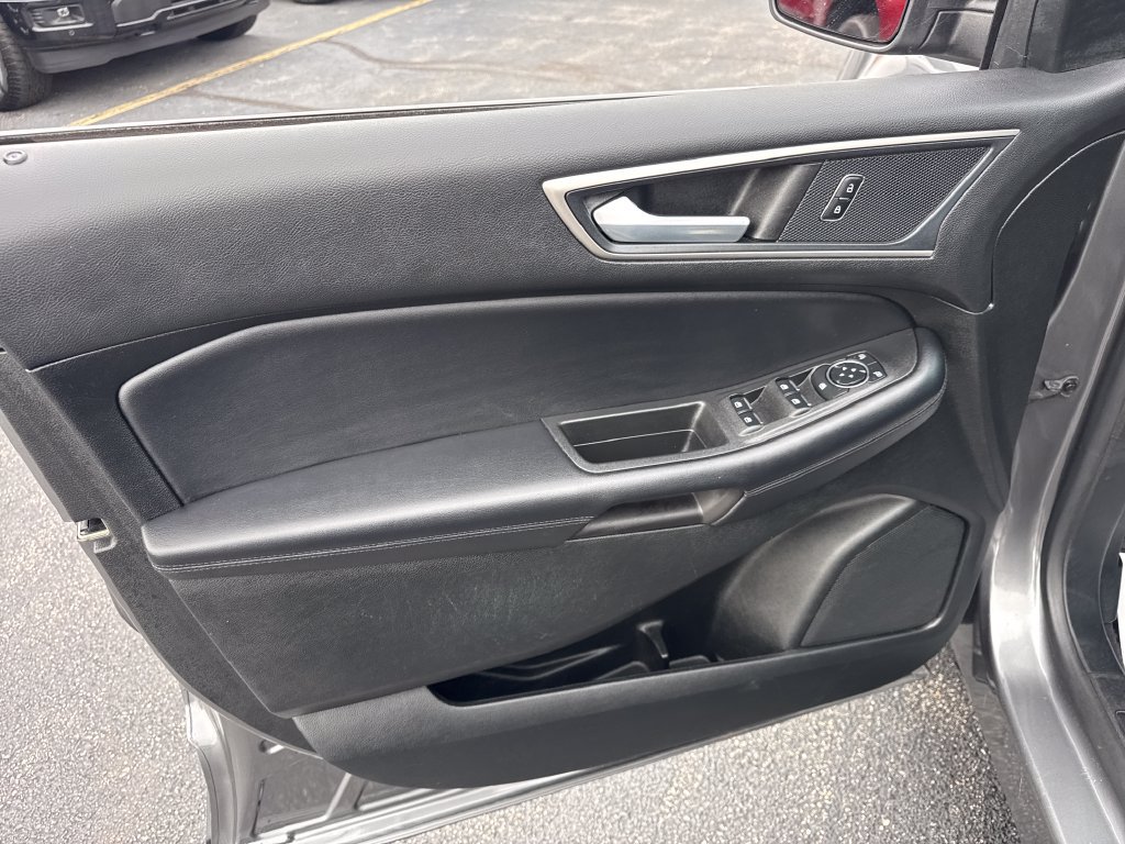 Used 2023 Ford Edge SEL w/ Convenience Package AWD/4WD image 28