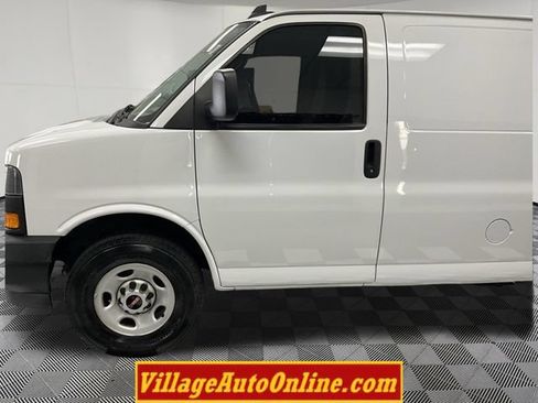 Used 2023 GMC Savana 3500 w/ Driver Convenience Package RWD image 8