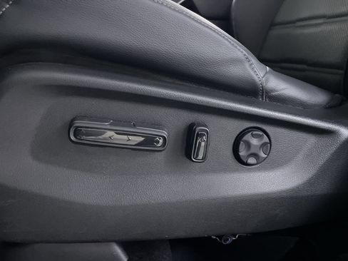 Used 2019 Honda CR-V EX-L image 13