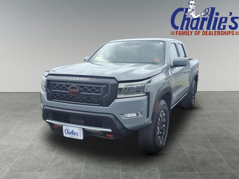 Used 2022 Nissan Frontier PRO-4X w/ Technology Package AWD/4WD image 1