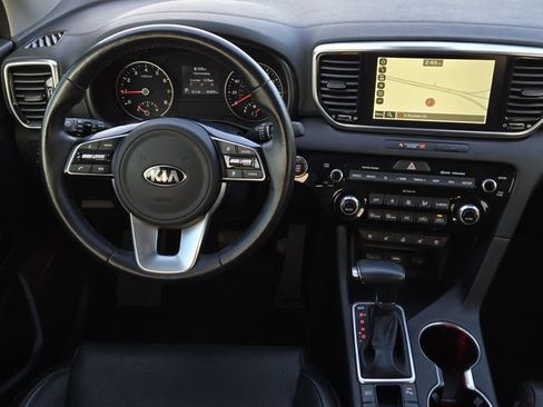 Used 2022 Kia Sportage EX w/ EX Technology Package image 27