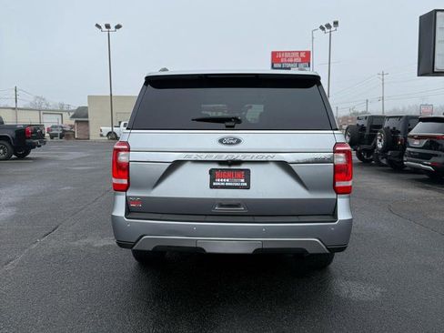 Used 2021 Ford Expedition Max XLT image 4
