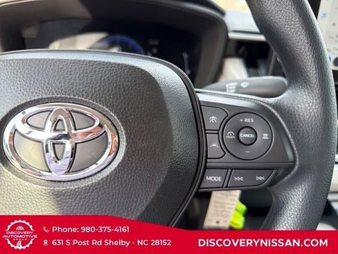 Used 2026 Toyota Corolla LE image 21