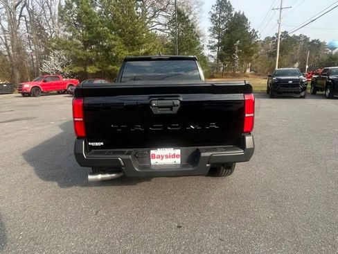 Used 2024 Toyota Tacoma SR RWD image 14