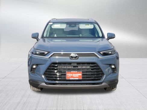 Certified 2026 Toyota Grand Highlander Limited image 2