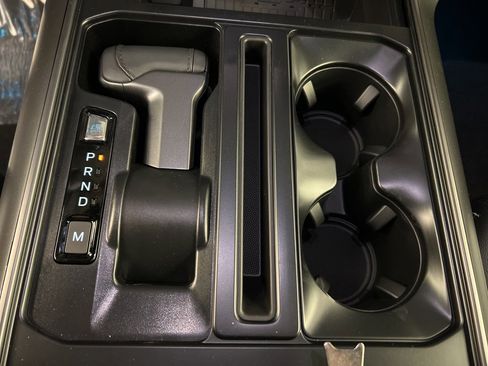 New 2025 Ford F150 Lariat w/ Equipment Group 502A High image 17