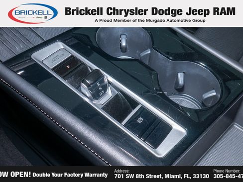 Used 2025 Volkswagen Atlas SE FWD image 33