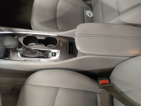 Used 2022 Chevrolet Malibu LT FWD image 26
