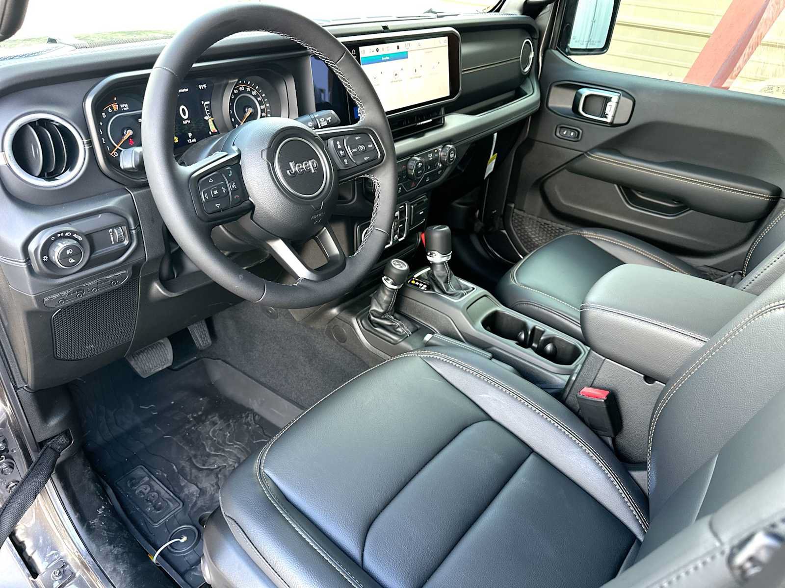 New 2026 Jeep Gladiator Sport AWD/4WD image 18