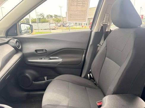 Used 2024 Nissan Kicks S FWD image 23
