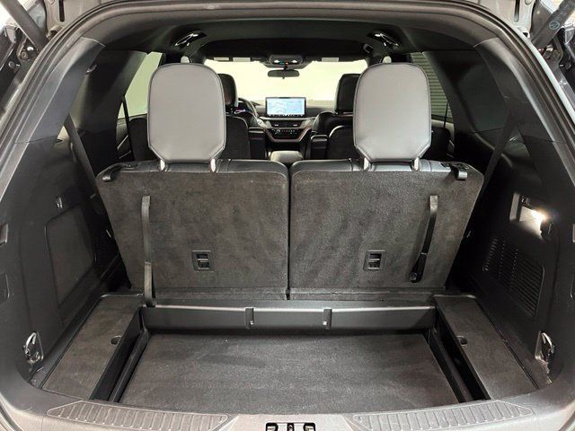 Used 2025 Ford Explorer ST-Line AWD/4WD image 14