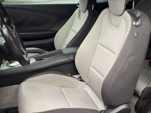 Used 2012 Chevrolet Camaro SS RWD image 17
