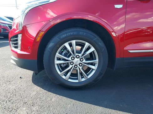 Used 2021 Cadillac XT5 Premium Luxury FWD image 9