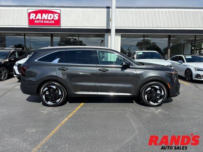 Used 2025 Kia Sorento EX w/ EX Panoramic Sunroof Package