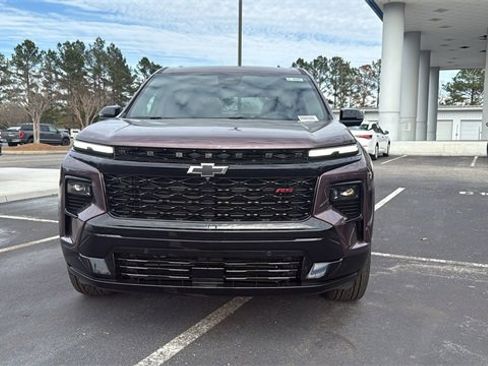 New 2026 Chevrolet Traverse RS w/ LPO, Floor Liner Package image 2