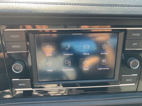Used 2020 Volkswagen Jetta S FWD image 17