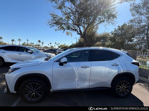 Used 2022 Lexus NX 350 350h Base image 10