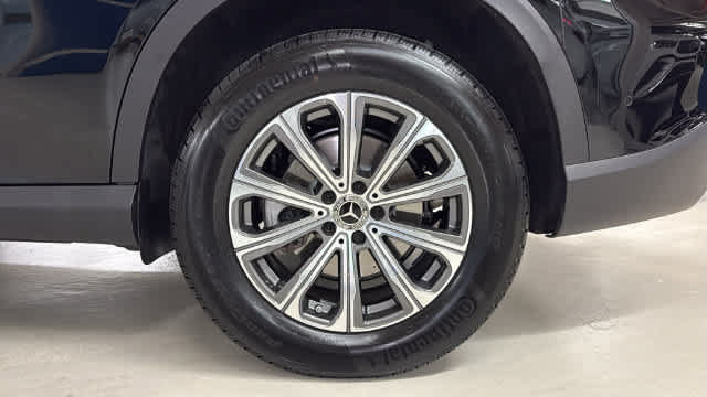 Certified 2026 Mercedes-Benz GLC 300 4MATIC image 11