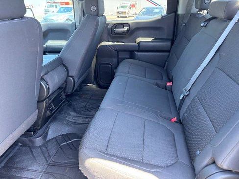 Used 2022 Chevrolet Silverado 1500 Custom RWD image 12
