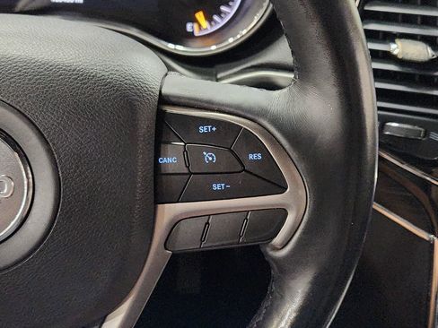 Used 2019 Jeep Grand Cherokee Limited image 49