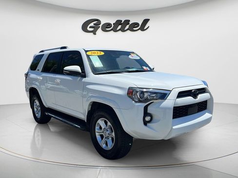 Used 2023 Toyota 4Runner SR5 Premium w/ Moonroof Package RWD image 3