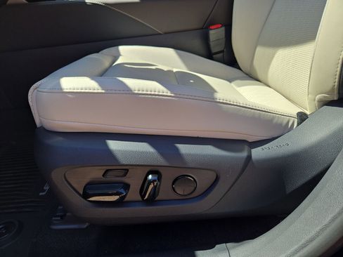 New 2026 Lexus RX 350 FWD image 17