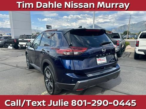 Used 2025 Nissan Rogue SL w/ SL Premium Package AWD/4WD image 9