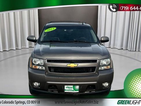 Used 2013 Chevrolet Suburban LT image 8