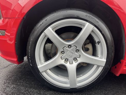 Used 2009 Ford Mustang GT image 13