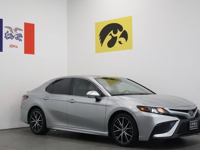 Used 2021 Toyota Camry SE w/ Cold Weather Package