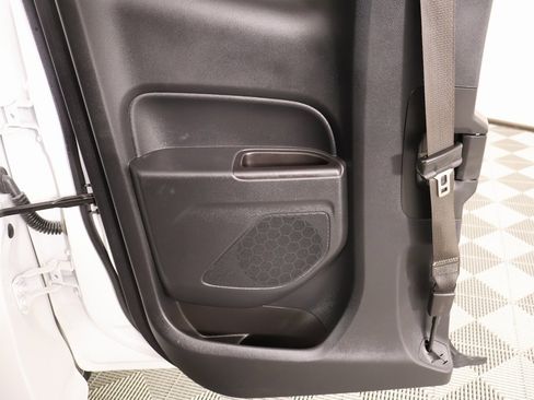 Used 2022 Chevrolet Colorado LT w/ Fleet Safety Package image 15