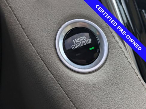 Used 2020 Cadillac Escalade Premium Luxury image 34