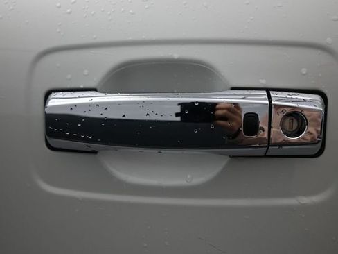 Used 2024 Nissan Titan Platinum Reserve w/ Moonroof Package image 14