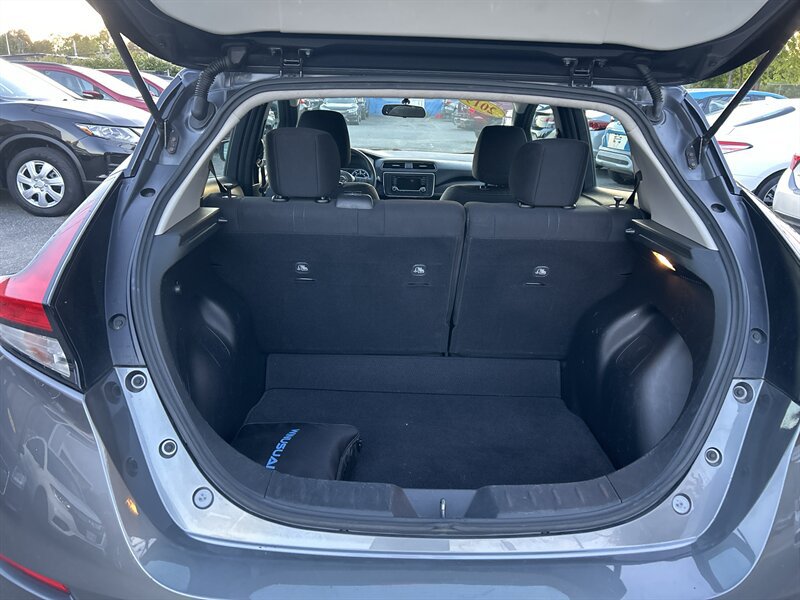 Used 2019 Nissan Leaf S w/ S Charge Package FWD image 8