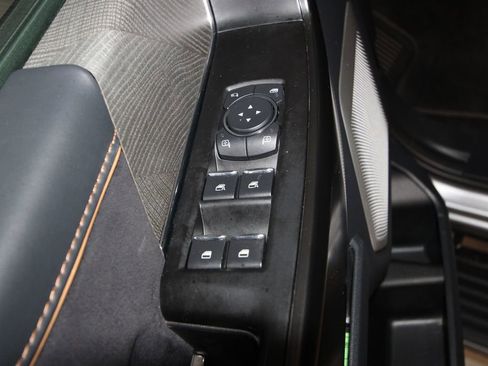 Used 2022 Ford F150 Platinum w/ Equipment Group 701A High image 6