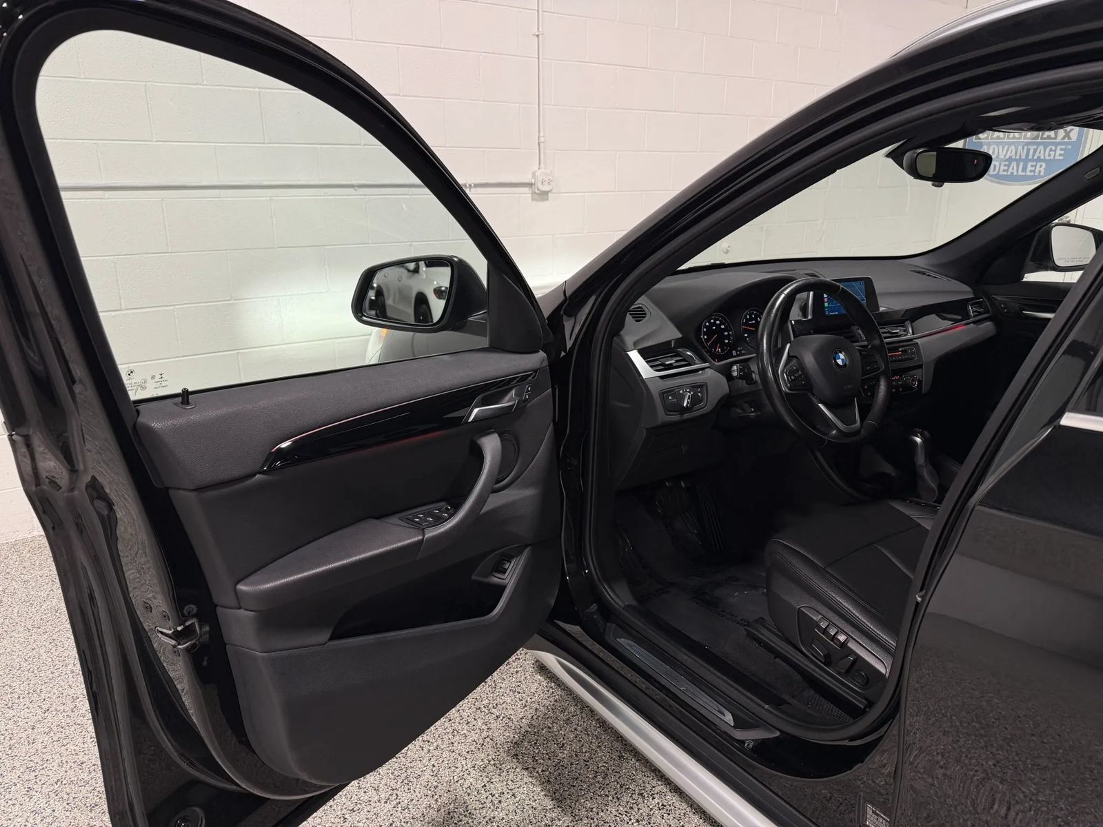 Used 2019 BMW X1 xDrive28i w/ Convenience Package AWD/4WD image 9