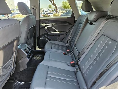 Used 2025 Audi Q5 Premium w/ Convenience Package AWD/4WD image 24