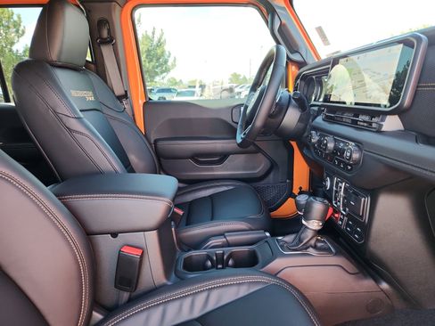 New 2025 Jeep Wrangler Unlimited Rubicon 392 image 19