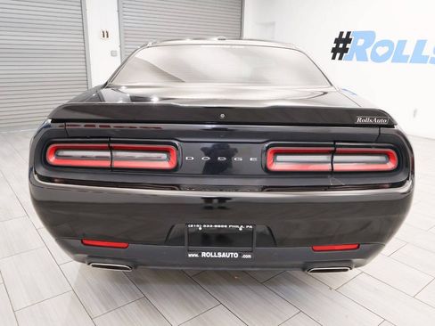 Used 2020 Dodge Challenger GT RWD image 4