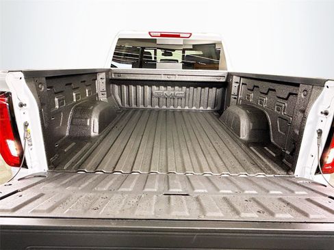 New 2026 GMC Sierra 1500 SLT AWD/4WD image 21