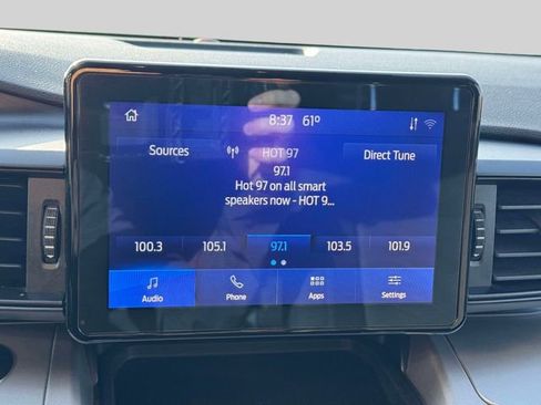 Used 2021 Ford Explorer XLT image 33