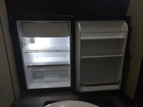 Used 2024 Mercedes-Benz Sprinter 3500 image 15