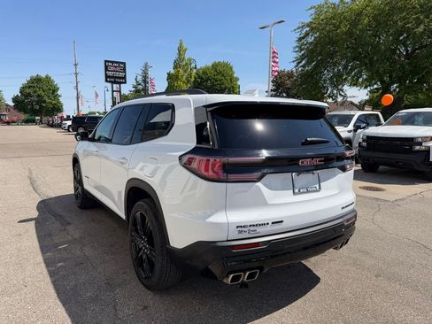 Certified 2024 GMC Acadia Elevation w/ Black Edition AWD/4WD image 7