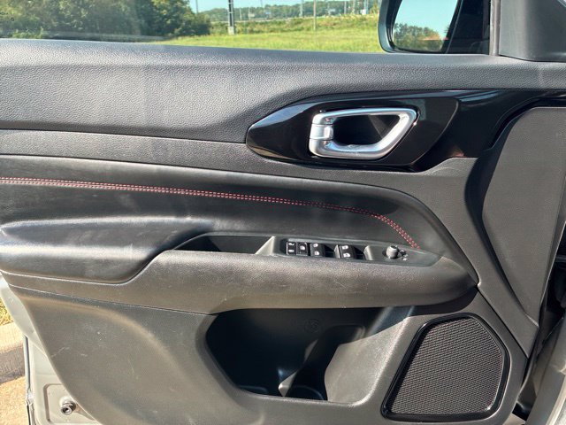 Used 2024 Jeep Compass Trailhawk AWD/4WD image 12
