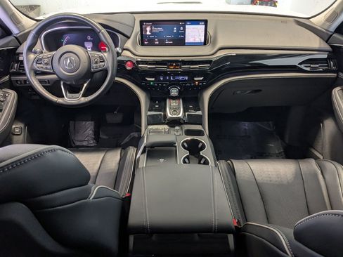 Used 2023 Acura MDX SH-AWD w/ Advance Package image 31